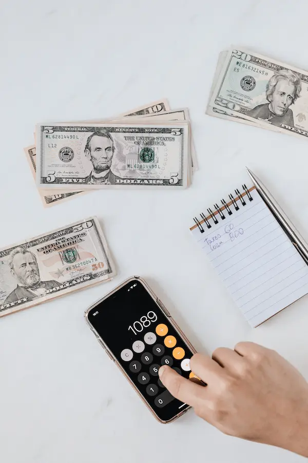pexels-karolina-grabowska-4386321 COMPENSACIÓN ECONÓMICA