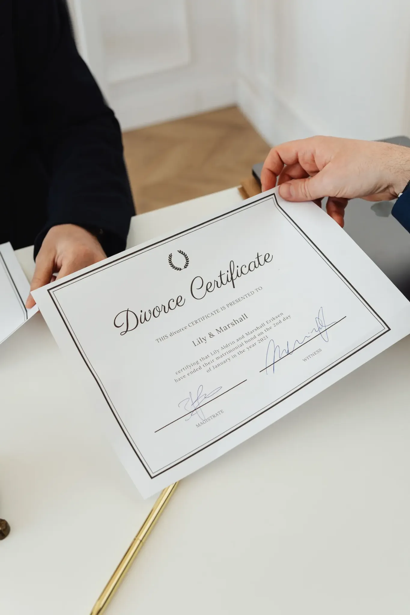 Documentación de divorcio y compensación económica